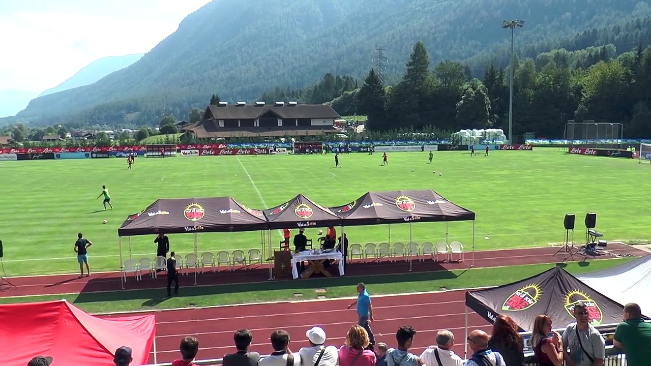 Dimaro (TN) - Il cardinale Sepe benedice il Napoli: "Non siamo inferiori a nessuno" (28.07.15)