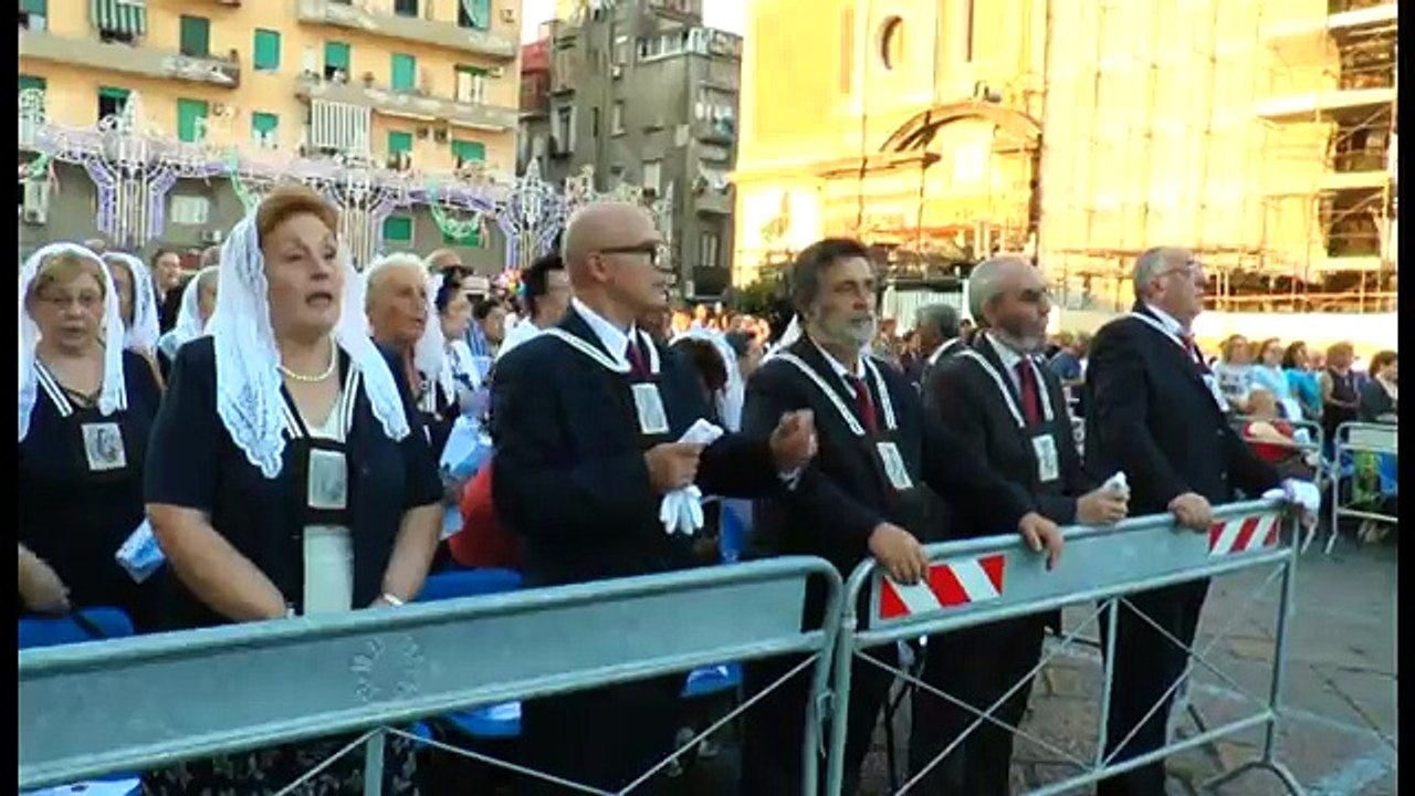Napoli - Stragi familiari, il messaggio di Sepe durante celebrazioni Madonna del Carmine (17.07.15)