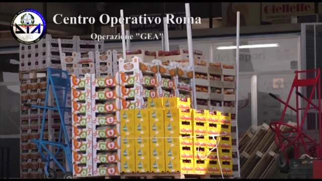 Napoli - Patto tra clan Casalesi e Mallardo per business ortofrutta (20.07.15)