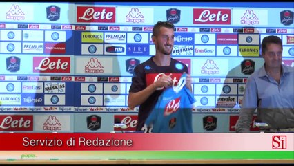 Napoli - Presentato Valdifiori (14.07.15)