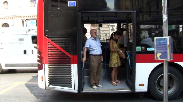 Napoli - Sciopero lavoratori usb della anm (11.08.15)