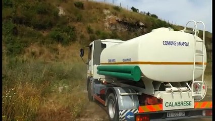Napoli - Discarica di Pianura, Arpac: "Ancora attiva" (06.07.15)