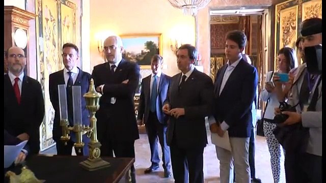 Napoli - Carlo di Borbone costituisce la Fondazione Ordine Costantiniano (01.07.15)