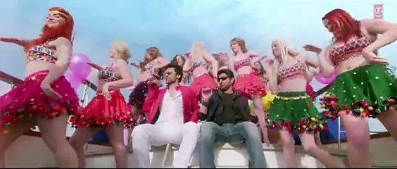 'Boat Ma Kukdookoo' Full VIDEO Song - Welcome 2 Karachi