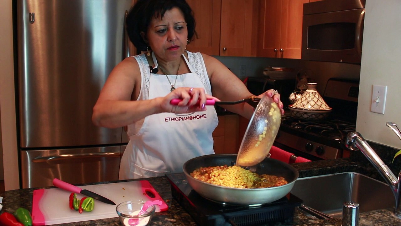 Ethiopian Misir Wat (Yellow Split Peas With Chicken)