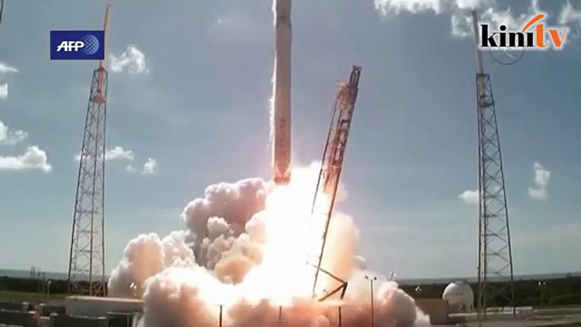 Roket Falcon 9 SpaceX meletup selepas pelancaran