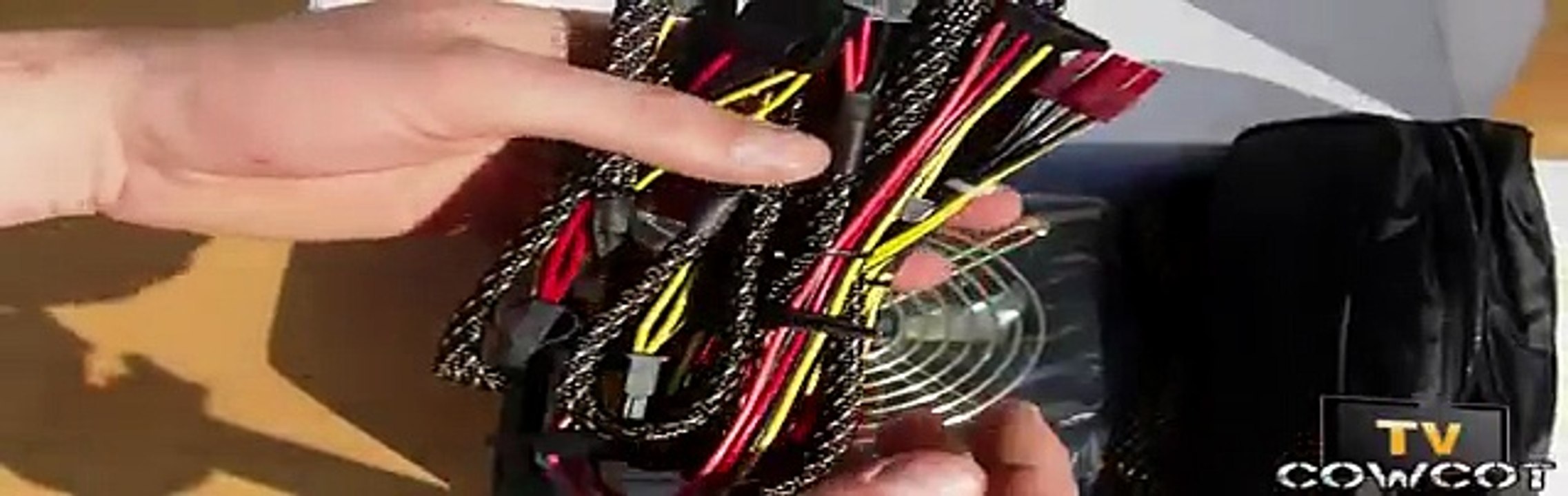 [Cowcot TV] Déballage Alimentation NAXN 750 watts