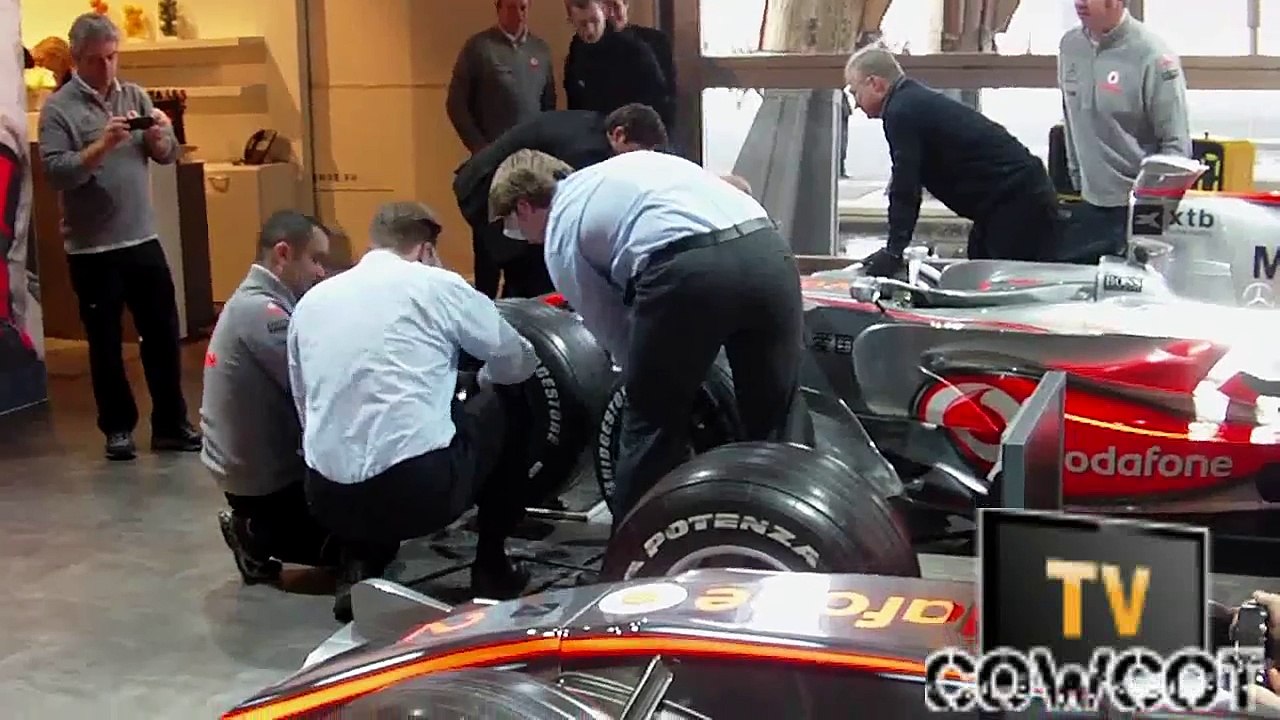 [CeBIT 2011] Démonte le pneu