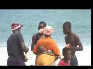 Plage de Bassam, dimanche de Pâques