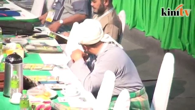 PAS members hanging on to S'gor gov't posts