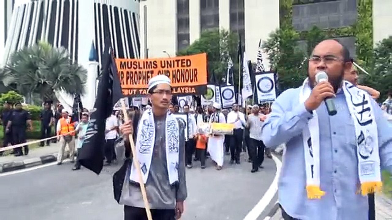 Fact Sheet - June 10: Not proper to debate Mahathir in public, says Najib