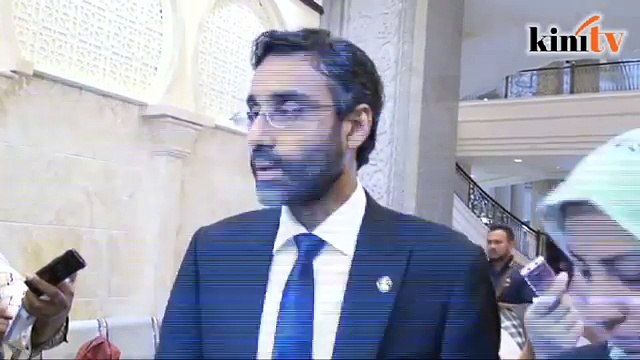 Anwar’s lawyers want court to hear ex-top cop