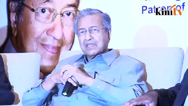 Patutkah Muhyiddin letak jawatan - apa kata Mahathir?