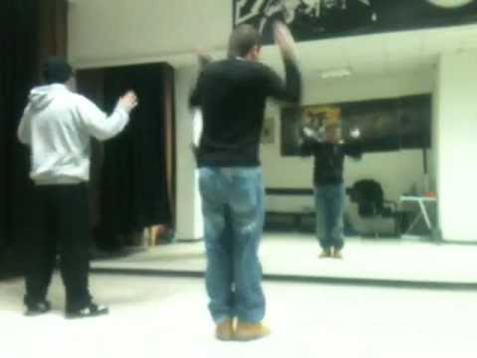 FUTURE STEPS - Boogie & Bessy - poplocking
