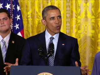Climat: Hollande salue le plan Obama "contribution majeure" à la COP21
