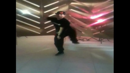 Alban Boogie -Some Locking During a making off