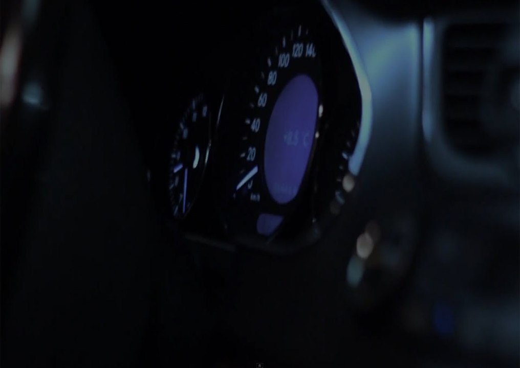 Loni - Je Suis Parti Loin [Officiel Channel] STREET CLIP