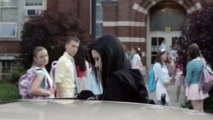 La rechazaban por ser diferente, entonces su padre hizo esto.