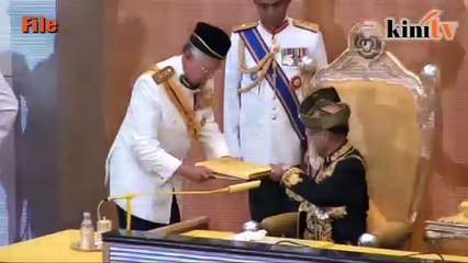 Mahathir: Jet mewah boleh selamatkan rakyat?