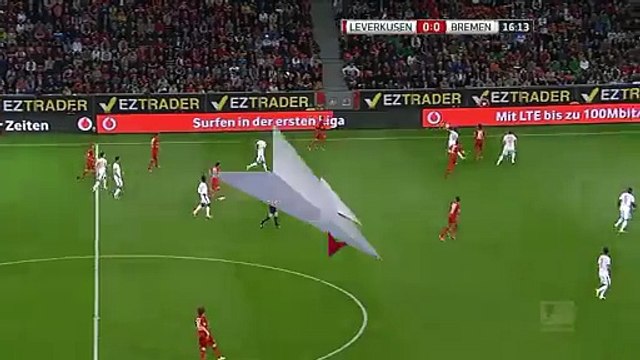 VİDEO: Bundesliga'da geçen sezonun en iyi golleri: Tin Jedvaj (Bayer Leverkusen - Werder Bremen)