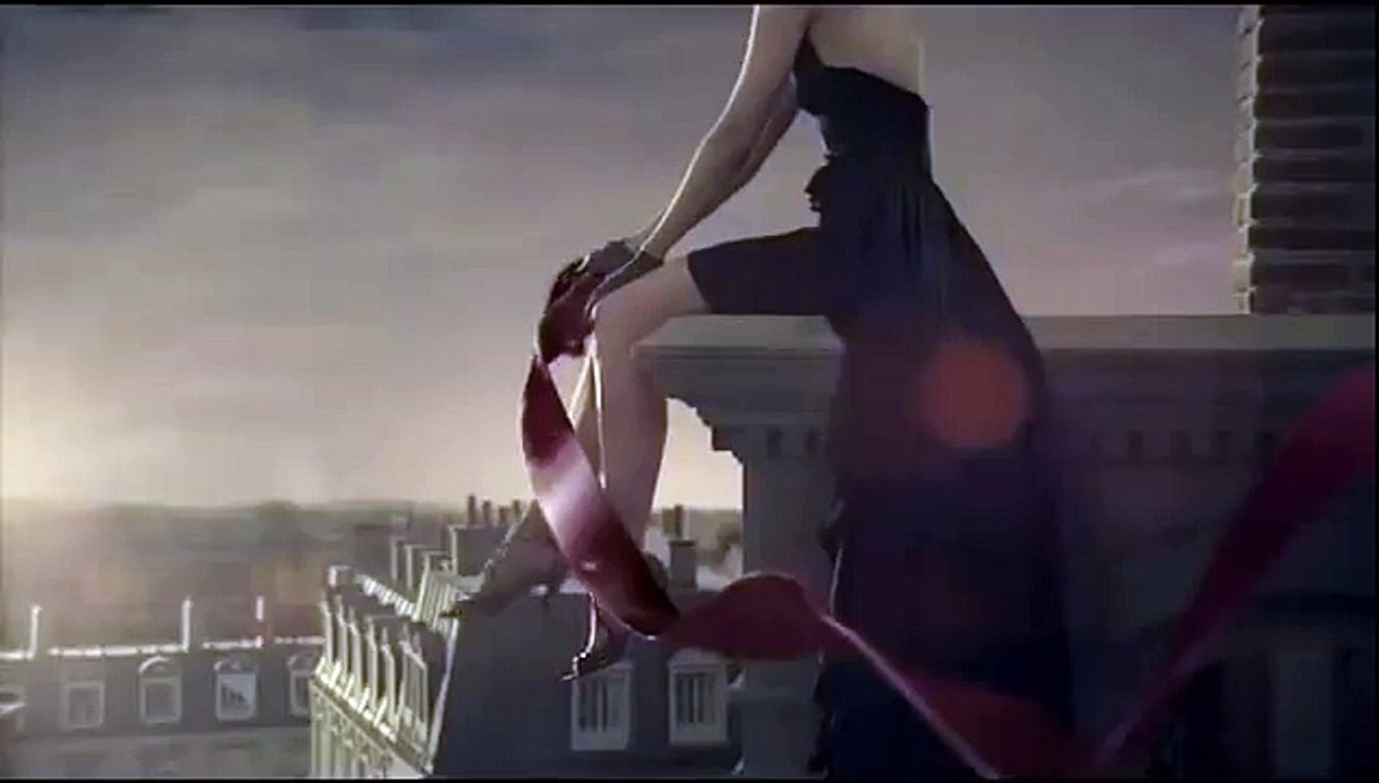 "Ricci Ricci" Perfume Commercial with Jessica Stam