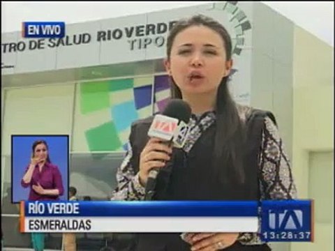 Correa inauguró un proyecto de vivienda en Esmeraldas