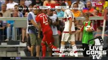 Arturo Vidal vs Cristian Zapata - Bayern v. Milan - 04.08.2015 - Audi Cup