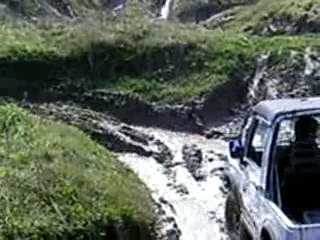 4x4 suzuki trou riton