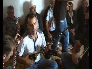 Agim Boka ne  dasem n jezerc 2012 kanga kundrat e zeza