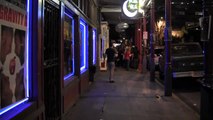 Canon Vixia  HF M400 Video Camera, low-light test (New Orleans, Frenchmen st)