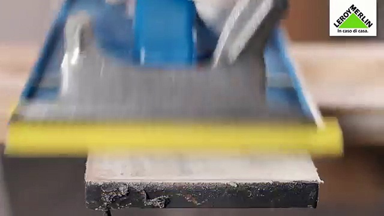 Come rinnovare porte e finestre in legno - Leroy Merlin