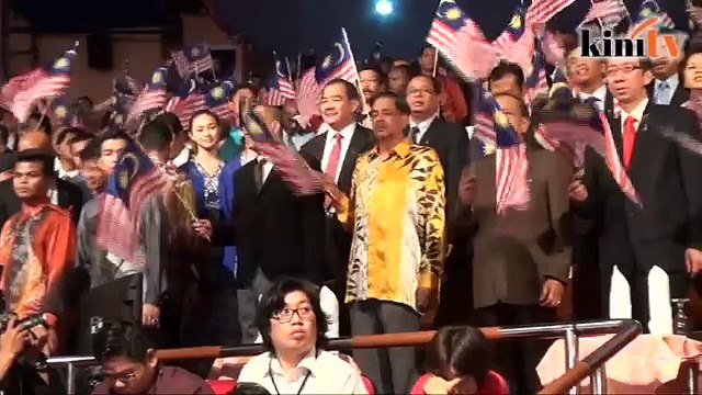 Dr M: BN tumbang pada PRU-14 jika Najib tak undur