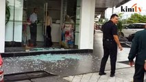 Spekulasi landa cermin pecah di pejabat Tabung Haji
