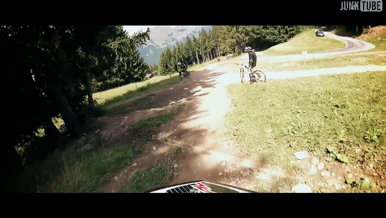 BIKE WARS - ballern und schnell fahren