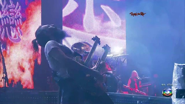 01 Chinese Democracy - Guns n' Roses - Rock in Rio 2011 [FULL HD](1080p_H.264-AAC)