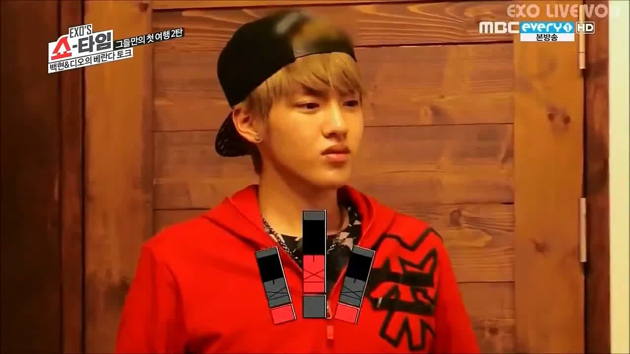 EXO Chen imitating Kris