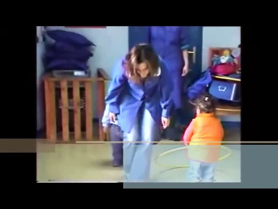 Desarrollo motor fino, grueso, cognitivo y del lenguaje de un niño