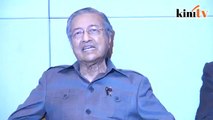 Mahathir tak dengar ucapan, ingatkan Najib bayar hutang