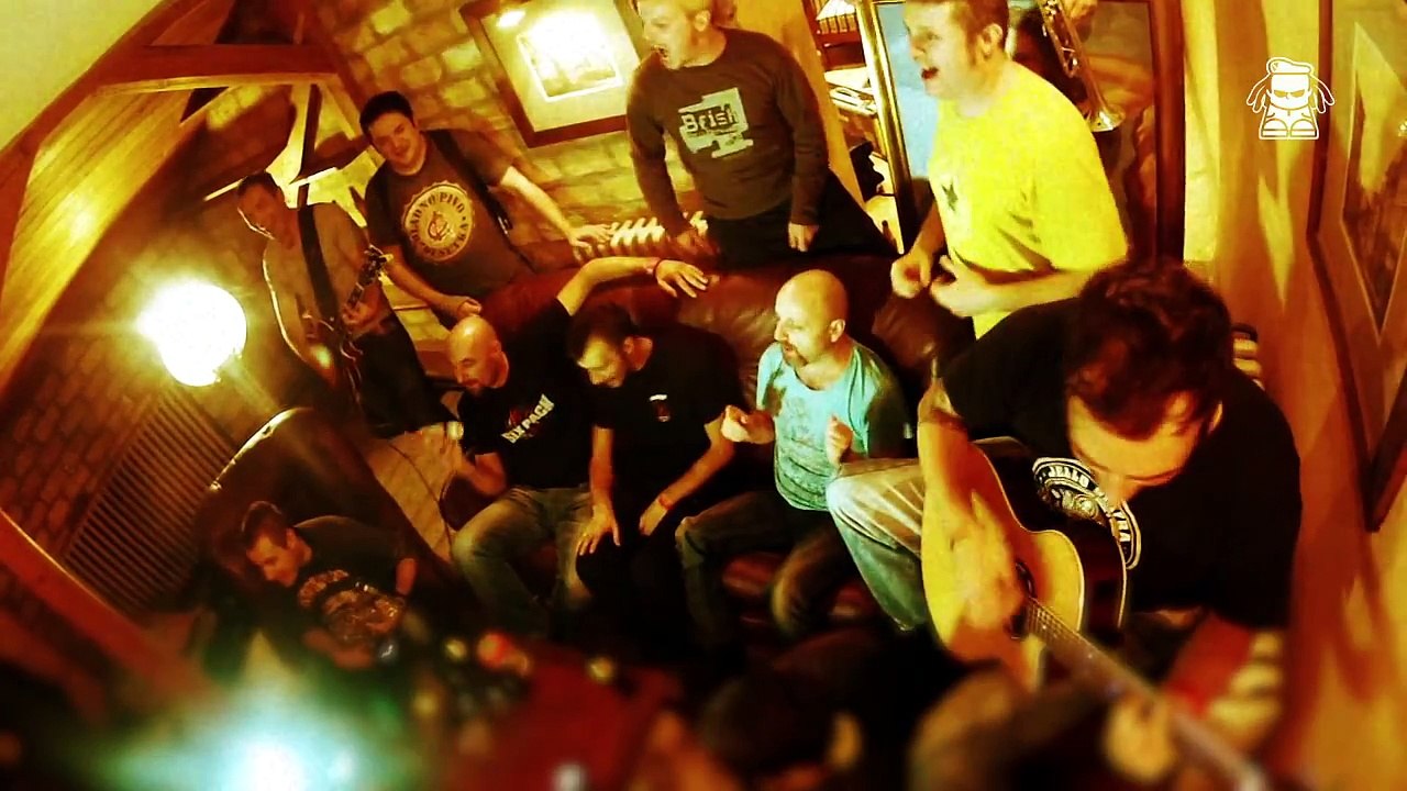 Dubioza kolektiv "Sjećam se" feat. Atheist Rap & Hladno pivo