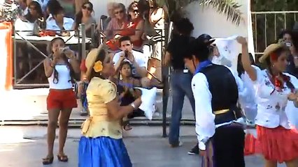 CUECA  CHAPACA EN EL ANIVERSARIO DE BOLIVIA EN ITALIA -ROMA 2010