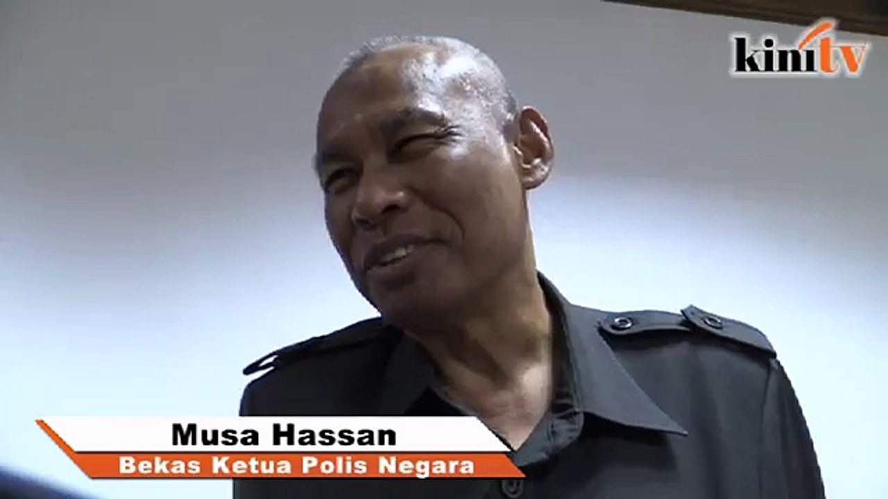 Protes turunkan salib keterlaluan, kata bekas IGP