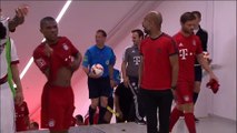 De Jong and Guardiola arguing on half time (Bayern Munich-Milan Audi Cup)