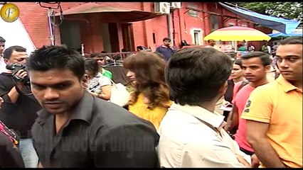 MOVIE KATTI BATTI SONG SHOOT ON LOCATION