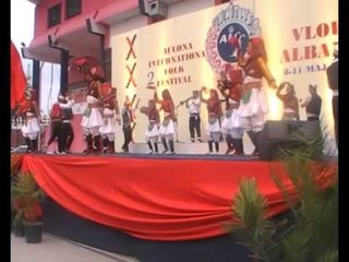 ANSAMBLI I ZHURIT NE FINALEN E FESTIVALIT TE VLORES