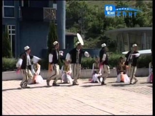ANSAMBLI EMIN DURAKU ZHUR-VALLJA E DHANDURVE   v. 2004