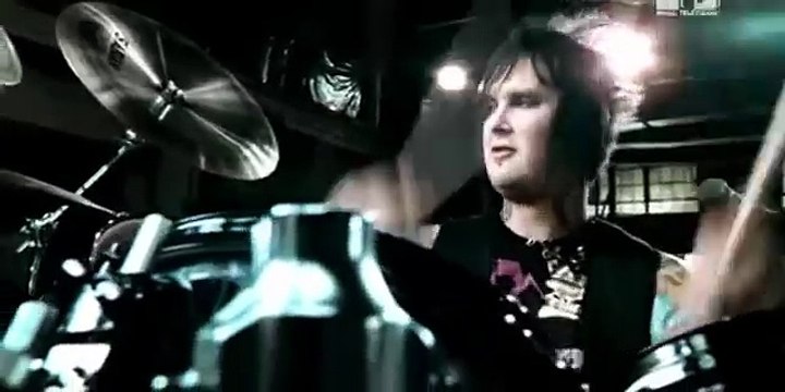 Avenged Sevenfold - Afterlife ( HD )