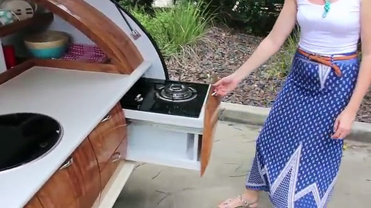 Le Gidget Retro Teardrop Camper 2015 : une petite caravane pour grands voyages