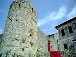 Reklam Fahrije Zogaj dhe Bujar Durmishi me dat 28 29 Nëntor