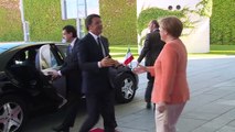 Berlino, Matteo Renzi incontra Angela Merkel