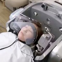 孟金龍皇冠 Funny Videos - Robot can wash hair
